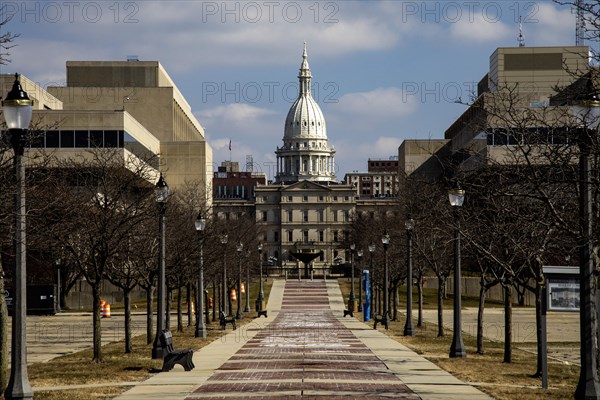 Lansing, Michigan, The Frank J. Kelley Captiol Walkway, leading to the Michigan state capitol building