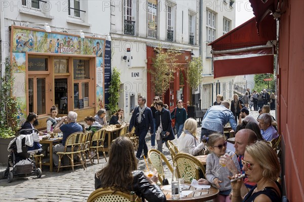 Restaurant, Montmartre, Paris, Ile-de-France region, France, Europe