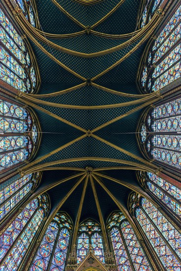 Interior view, Upper Chapel, Sainte-Chapelle, Ile de la Cite, Paris, France, Europe