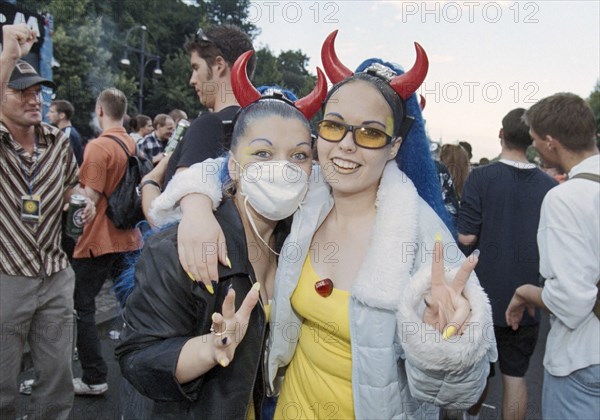 Under the motto One World one Future, techno music fans celebrate the 10th Love Parade with more than one million visitors in Berlin on 11 July 1998