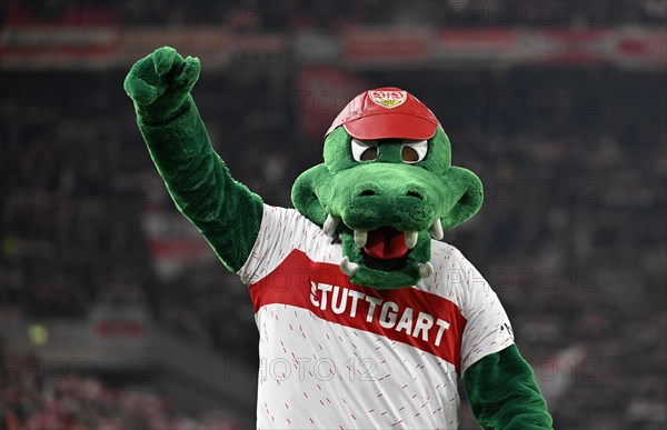Mascot Fritzle, crocodile, VfB Stuttgart, MHPArena, MHP Arena Stuttgart, Baden-Wuerttemberg, Germany, Europe