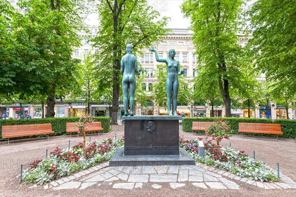 Statue in memory of children's author Zacharias Topelius in Esplanade Park in Helsinki, Finland, Europe
