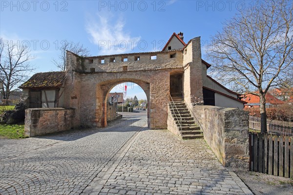 Historic Mainbernheim Gate as part of the town fortifications, archway, town wall, defence defence tower, Iphofen, Lower Franconia, Franconia, Bavaria, Germany, Europe