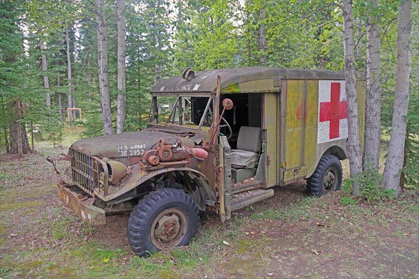 Jeep from the 1940s, old US Army camp, Yukon Discovery Lodge, Alaska Highway, Yukon, Canada, North America
