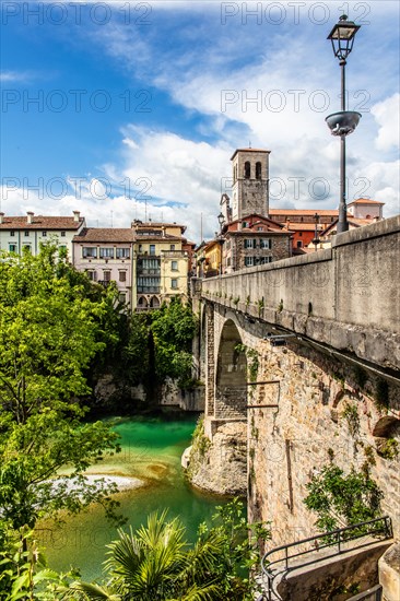 Ponte del Diavolo from the 15th century leads over the Natisone river into the historic centre, Devil's Bridge, Cividale del Friuli, city with historical treasures, UNESCO World Heritage Site, Friuli, Italy, Cividale del Friuli, Friuli, Italy, Europe