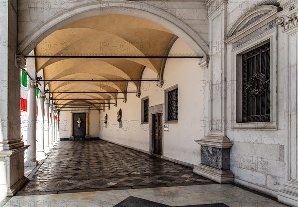 Loggia di San Giovanni with the bust of Giovanni Battista Cella in Piazza della Liberta, Udine, most important historical city of Friuli, Italy, Udine, Friuli, Italy, Europe