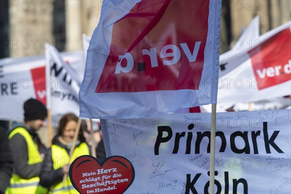 Demonstration for the warning strike of the trade union Ver.di on 8 March 2024 in Cologne, North Rhine-Westphalia, Germany, Europe