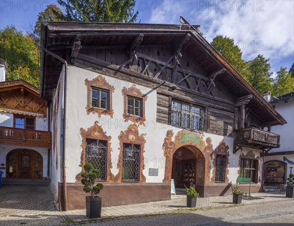 Ludwigstrasse with historic houses and Lueftlmalereien, Partenkirchen district, Garmisch-Partenkirchen, Werdenfelser Land, Upper Bavaria, Bavaria, Germany, Europe