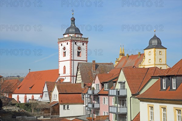 View of St. Nikolai church built 15th century and castle, townscape, Marktbreit, Lower Franconia, Franconia, Bavaria, Germany, Europe