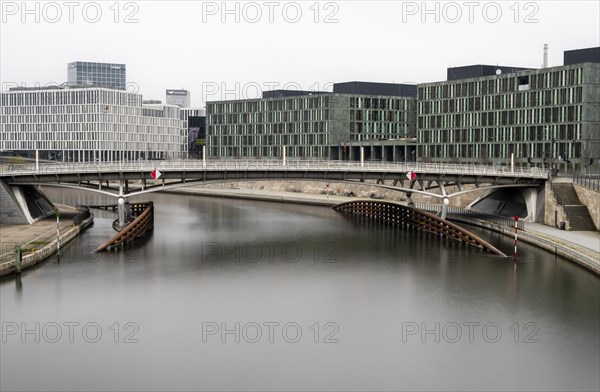 Long exposure, Kronprinzenbruecke in the government district, Berlin, Germany, Europe