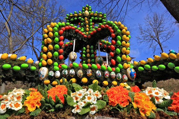 Easter fountain in Tiefenpoelz near Heiligenstadt, Bamberg district, Franconian Switzerland, Upper Franconia, Bavaria, Germany, Europe