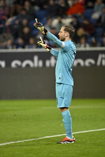 Goalkeeper Oliver Baumann TSG 1899 Hoffenheim (01), Gesture, Gesture, PreZero Arena, Sinsheim, Baden-Wuerttemberg, Germany, Europe