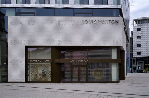 Louis Vuitton Brand Store, logo, retail shop, closed, Dorotheen Quartier, DOQU, shopping mall, Stuttgart, Baden-Wuerttemberg, Germany, Europe
