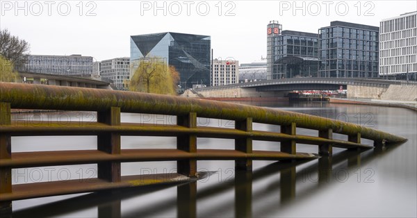 Long exposure, detail photo, Kronprinzenbruecke in the government district, Berlin, Germany, Europe