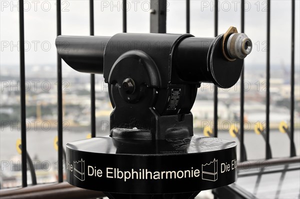 Black telescope with the inscription 'The Elbe Philharmonic Hall' on a vantage point, Hamburg, Hanseatic City of Hamburg, Germany, Europe