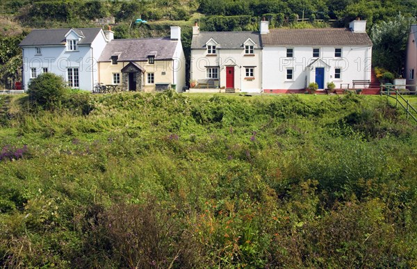 Cottages, Abercastle bay, Pembrokeshire, Wales, United Kingdom, Europe