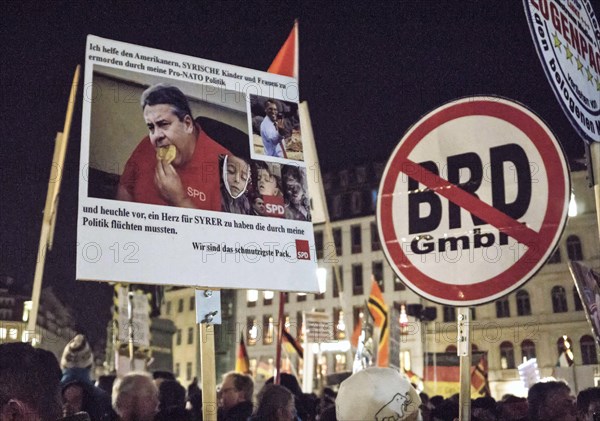 Pegida demonstration at the theatre square in Dresden. At this rally, Pegida founder Bachmann compared Federal Minister of Justice Heiko Maas to Reich Propaganda Minister Joseph Goebbels, 2 November 2015