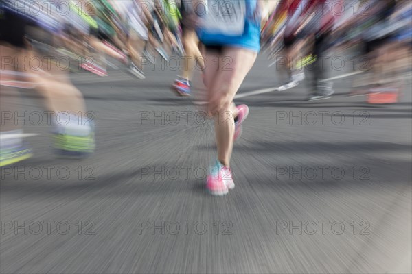 Runners at the Berlin half marathon, 03/04/2016