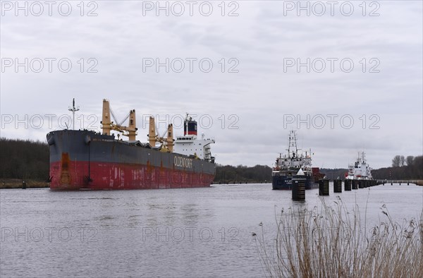 Cargo ship Britta Oldendorff in the Kiel Canal, Kiel Canal, Schleswig-Holstein, Germany, Europe