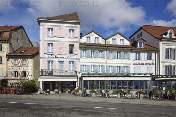 Hotel du Port and La Creperie d'Ouchy in the Ouchy district, Lausanne, district of Lausanne, Vaud, Switzerland, Europe