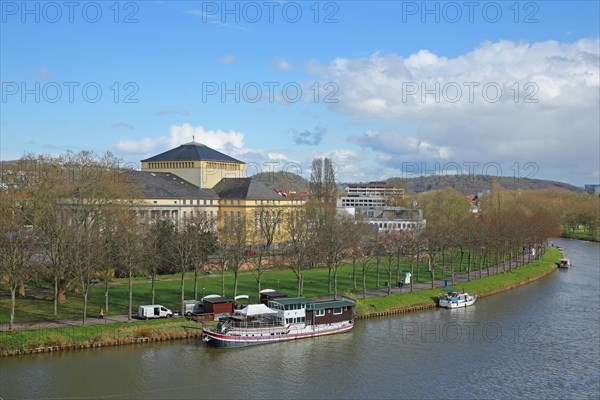 View over the Saar with ship to the State Theatre, Saarufer, Saarbruecken, Saarland, Germany, Europe