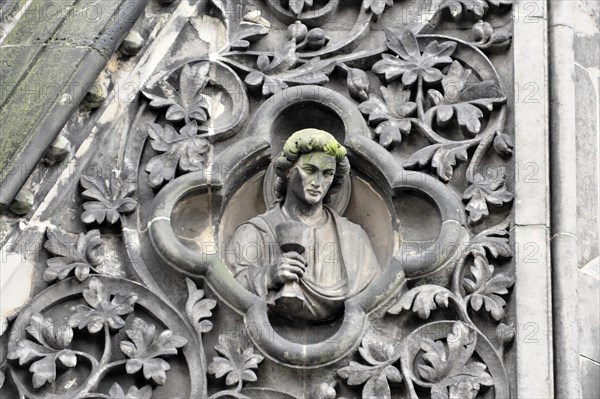 St Peter's Church, parish church, construction began in 1310, Moenckebergstrasse, detail of a Gothic stone sculpture with the face of a woman and plant motifs, Hamburg, Hanseatic City of Hamburg, Germany, Europe