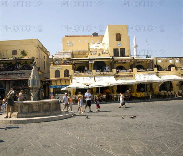 Place Ippokratous square and fountain, Rhodes town, Greece, Europe