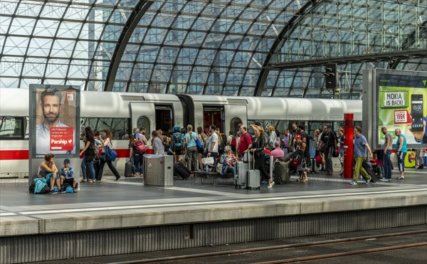 Passengers and staff at Berlin Central Station, Berlin, Germany, Europe