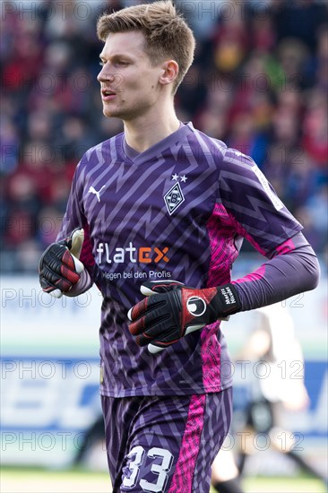 Football match, Moritz NICOLAS Borussia Moenchengladbach portrait, Voith-Arena football stadium, Heidenheim