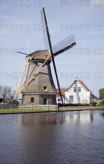 De Korpershoek windmill, Schipluiden, Netherlands