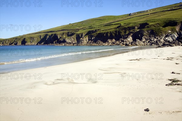 Sandy beach, Bay of Scousburgh, Shetland Islands, Scotland, United Kingdom, Europe