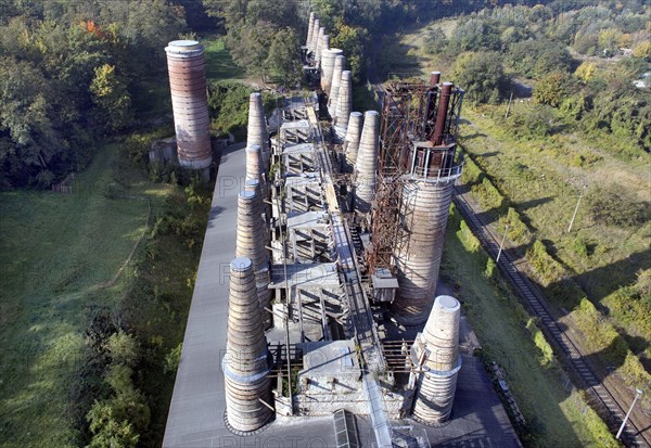 Aerial view of the shaft kiln battery in the Ruedersdorf Museum Park... The shaft kiln battery with its 18 Ruedersdorf kilns is a unique example of the transition from the centuries-old craft of lime burning to industrial production in large plants, 05.10.2015