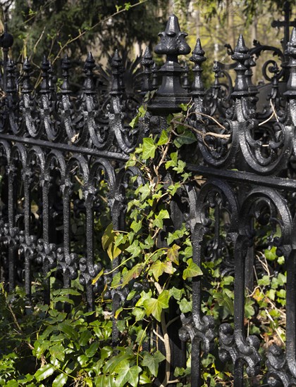 Rusty grave fences, Kirchof 1 of the Evangelische Georgen-Parochialgemeinde, Greisfswalder Strasse, Berlin, Germany, Europe