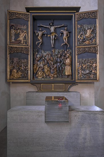 Glass tabernacle and the cross altar from 1517 in St Clare's Church, Koenigstrasse 66, Nuremberg, Middle Franconia, Bavaria, Germany, Europe