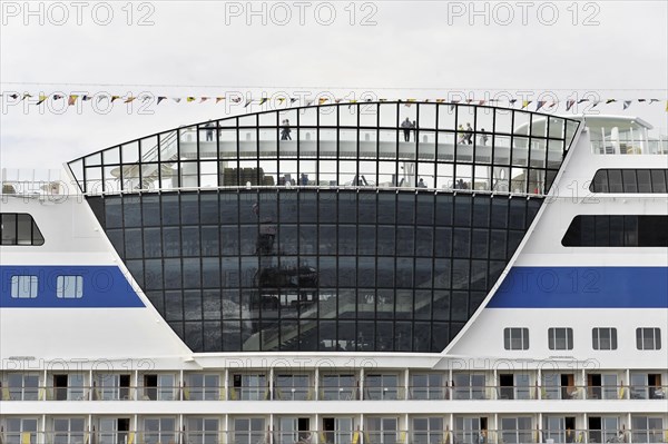 AIDAluna, cruise ship, year of construction 2009, 251, 89m long, reflection of a harbour in the windows of a cruise ship, Hamburg, Hanseatic City of Hamburg, Germany, Europe