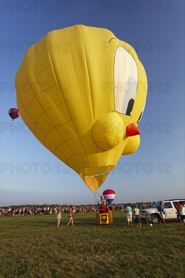 Hot-air balloons, Ballooning Festival, Saint-Jean-sur-Richelieu, Quebec Province, Canada, North America