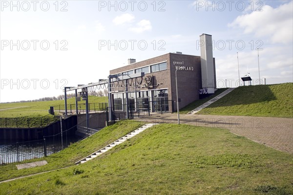 Dyke and pumping station, Maasdijk, Netherlands