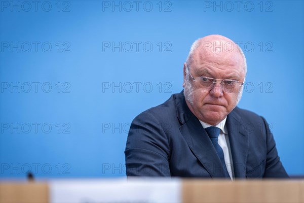 Dr Ulrich Schneider, Managing Director, Der Paritaetische Gesamtverband, at a federal press conference on the topic of climate money in Berlin, 21.03.2024