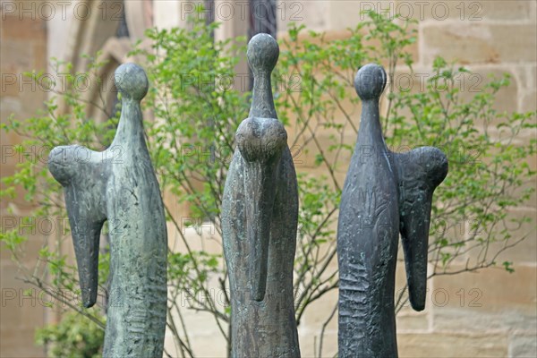 Sculpture Three Angels by Ernst Steinacker 1993, modern art, bronze, inner courtyard, cloister, UNESCO St Peter's Cathedral, Trier, Rhineland-Palatinate, Germany, Europe