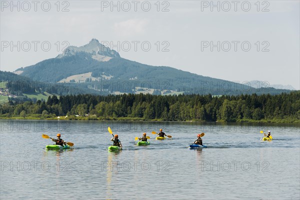 Kayaks, Lake Ammer, near Herrsching am Lake Ammer, Fuenfseenland, Upper Bavaria, Bavaria, Germany, Europe