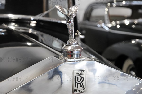 RETRO CLASSICS 2010, Stuttgart Messe, Close-up of the shiny radiator mascot of a Rolls-Royce with chrome details, Stuttgart Messe, Stuttgart, Baden-Wuerttemberg, Germany, Europe