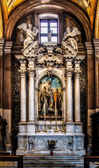 Side altar of the Chapel of St Hermagoras and Fortunatus, Cathedral of Santa Maria Annunziata, 13th century, Udine, most important historical city of Friuli, Italy, Udine, Friuli, Italy, Europe