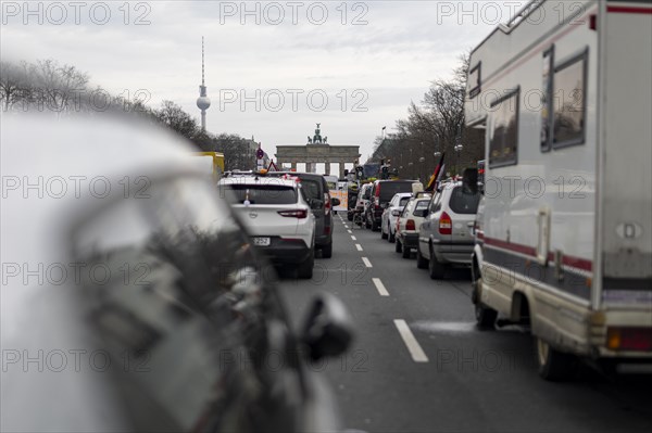 Vehicles blocking Strasse des 17. Juni, Brandenburg Gate and Berlin TV tower in the background, taken as part of the 'AeoeFarmers' protests'Aeo in Berlin, 22/03/2024