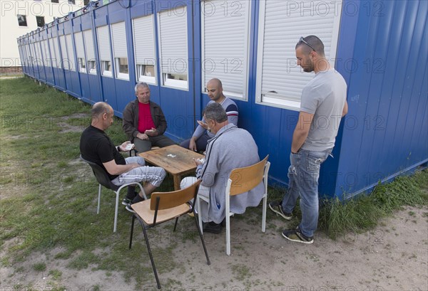 Refugees and asylum seekers from Albania at the central contact point for asylum seekers in Brandenburg, Eisenhuettenstadt, 3 June 2015