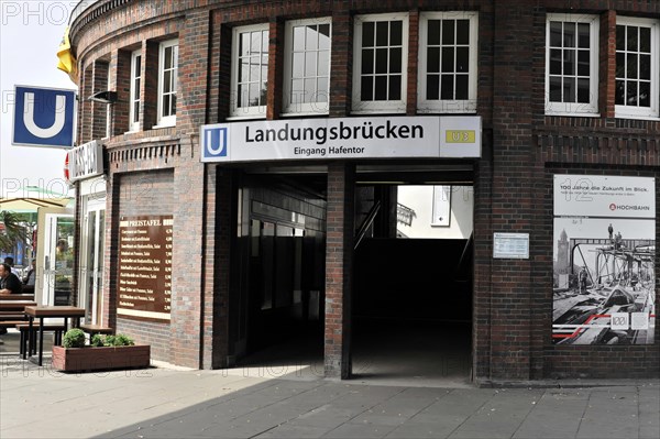 Entrance to the Landungsbruecken underground station in Hamburg, Hamburg, Hanseatic City of Hamburg, Germany, Europe