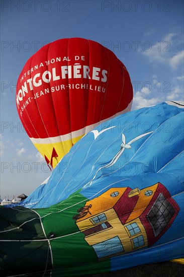 Hot-air balloons, Ballooning Festival, Saint-Jean-sur-Richelieu, Quebec Province, Canada, North America