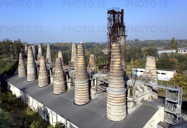 Aerial view of the shaft kiln battery in the Ruedersdorf Museum Park. The shaft kiln battery with its 18 Ruedersdorf kilns is a unique example of the transition from the centuries-old craft of lime burning to industrial production in large plants, 05.10.2015
