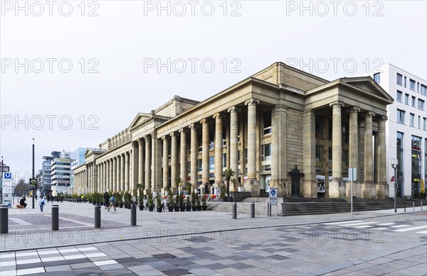 City view, Koenigsbau on Schlossplatz, Stuttgart, Baden-Wuerttemberg, Germany, Europe