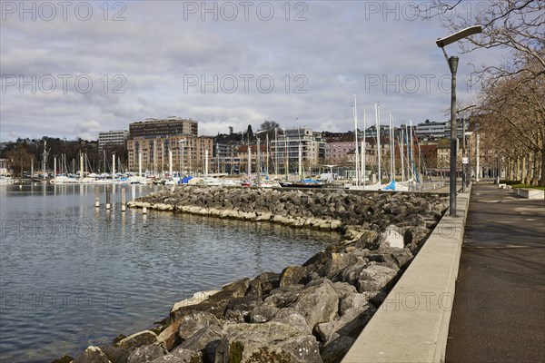 Lake Geneva waterfront promenade with view of Ouchy harbour in the Ouchy district, Lausanne, Lausanne district, Vaud, Switzerland, Europe