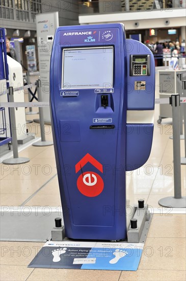 An Air France and KLM self-service check-in kiosk at the airport, Hamburg, Hanseatic City of Hamburg, Germany, Europe